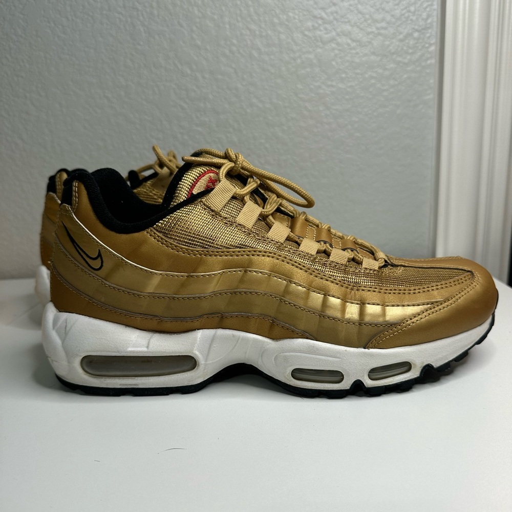 Nike Air Max 95 “Metallic Gold”
